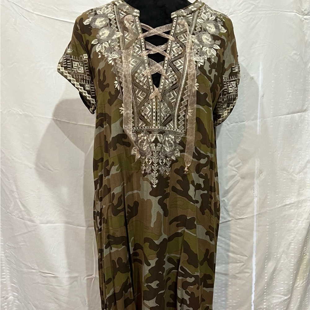 Boutique camo dress with embroidery embellishment